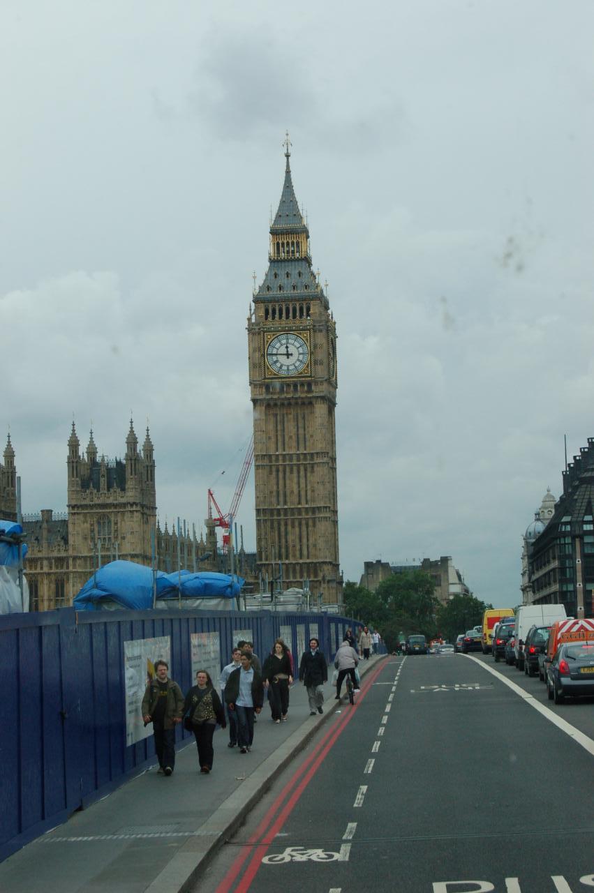 <i><b>London-112</b></i>