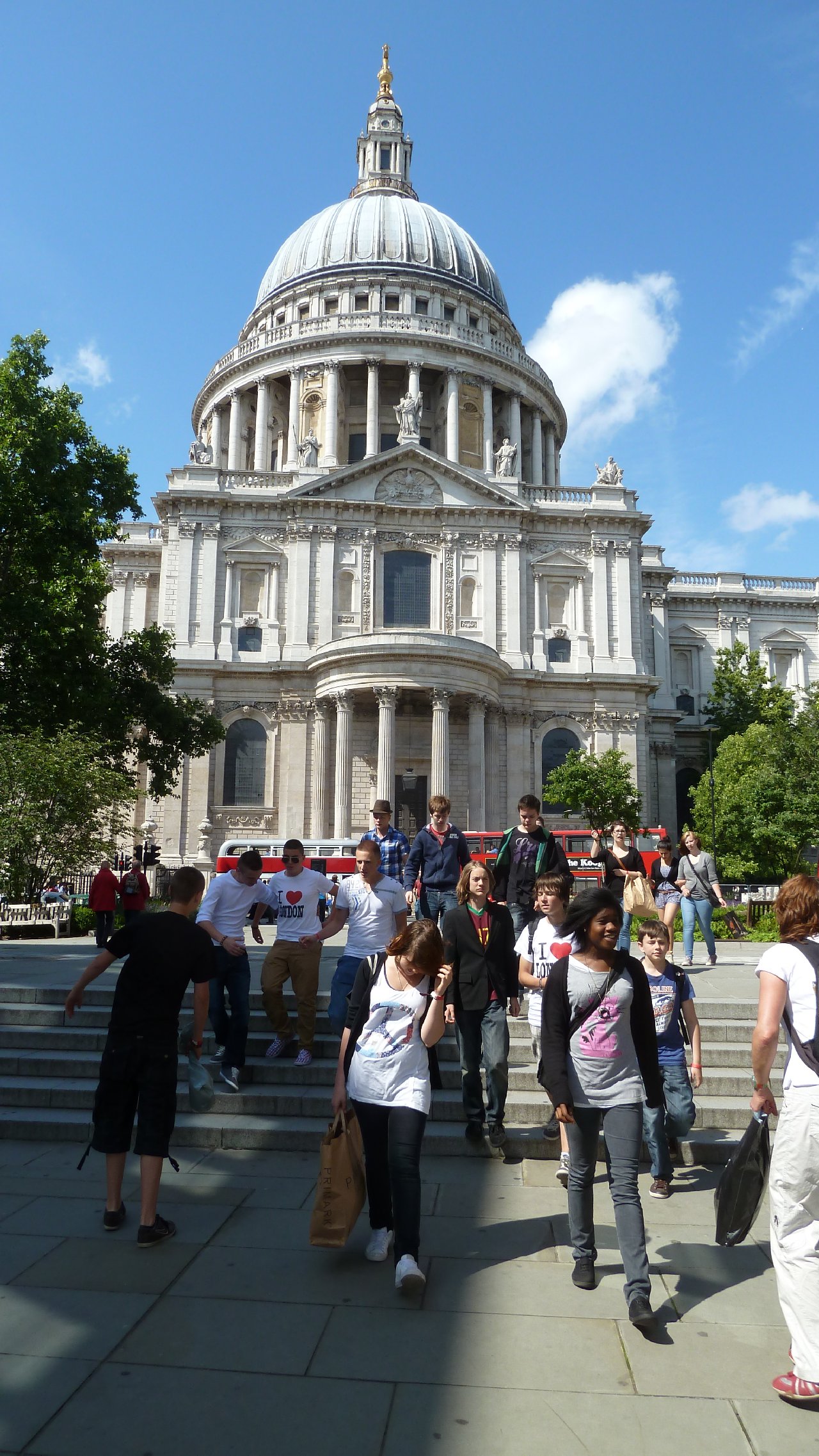 <i><b>London-288</b></i>