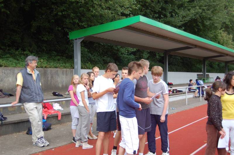 <i><b>Bundesjugendspiele-2008-095</b></i>