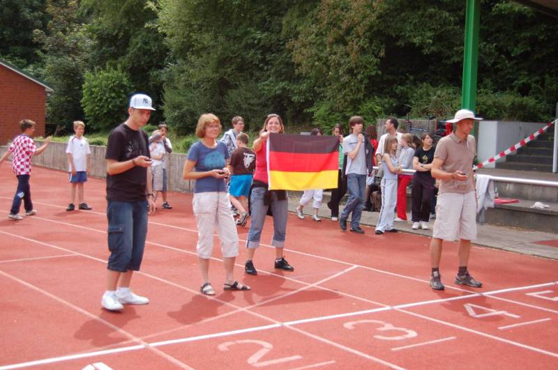 <i><b>Bundesjugendspiele-2008-147</b></i>