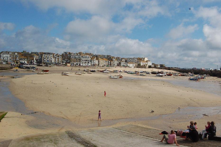 <i><b>St. Ives</b></i>