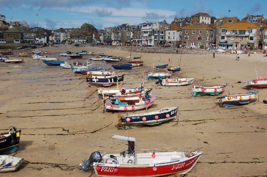 <i><b>St. Ives</b></i>