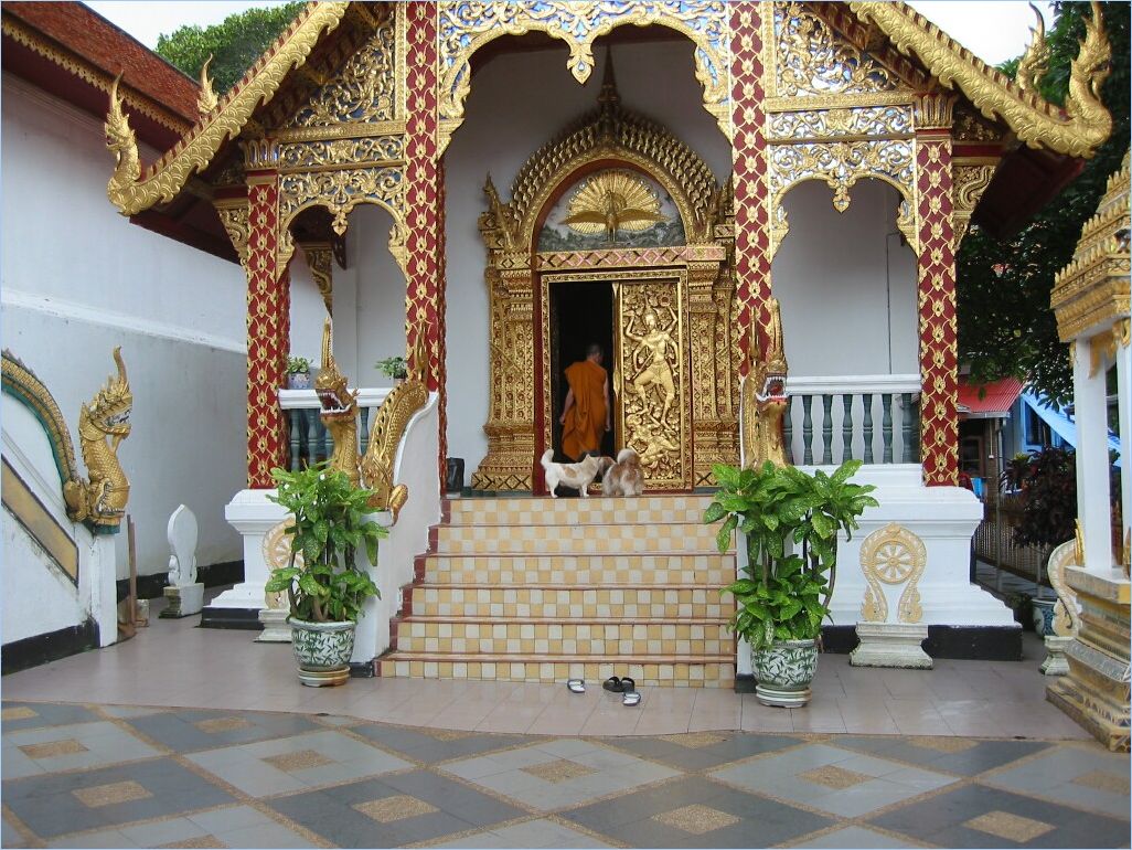 <b>0048-Wat_Doi_Suthep</b>