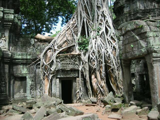 0101-Ta_Phrom