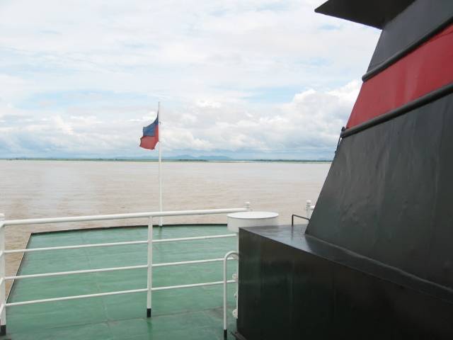 Auf dem Irrawaddy Fluss