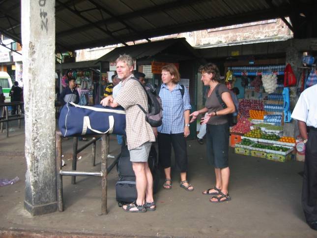 <i>Busbahnhof in Kandy</i>