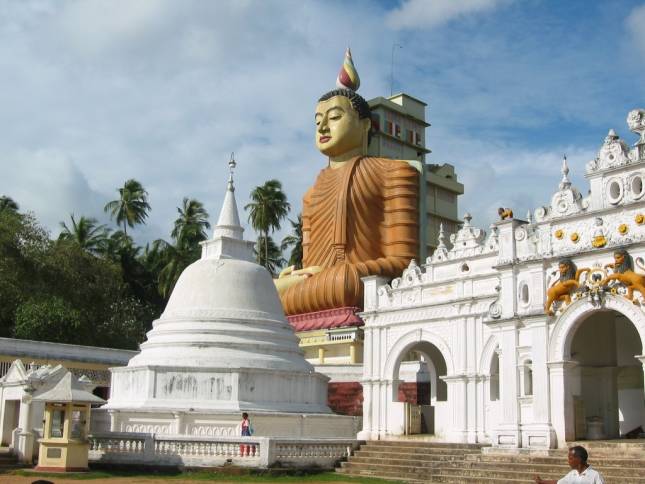 <i>Grte Buddha-Figur in Sri Lanka</i>