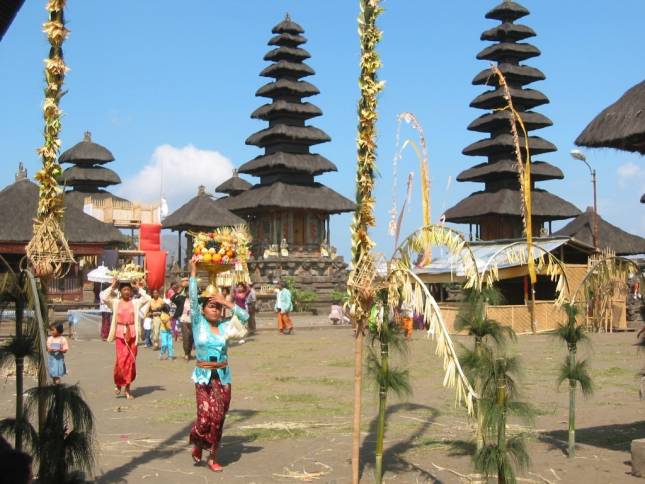 <b>Pura Ulun Danu Batur-Tempel</b>