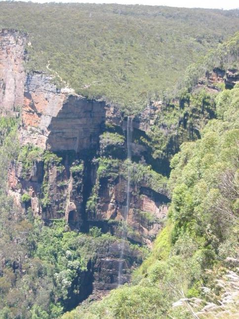 <i><b>Govetts Lookout - Blue Mountains</b></i>